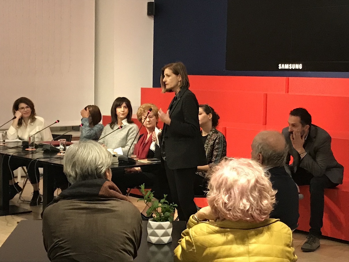 Exhibits “Weavings. Painting and Tapestry”