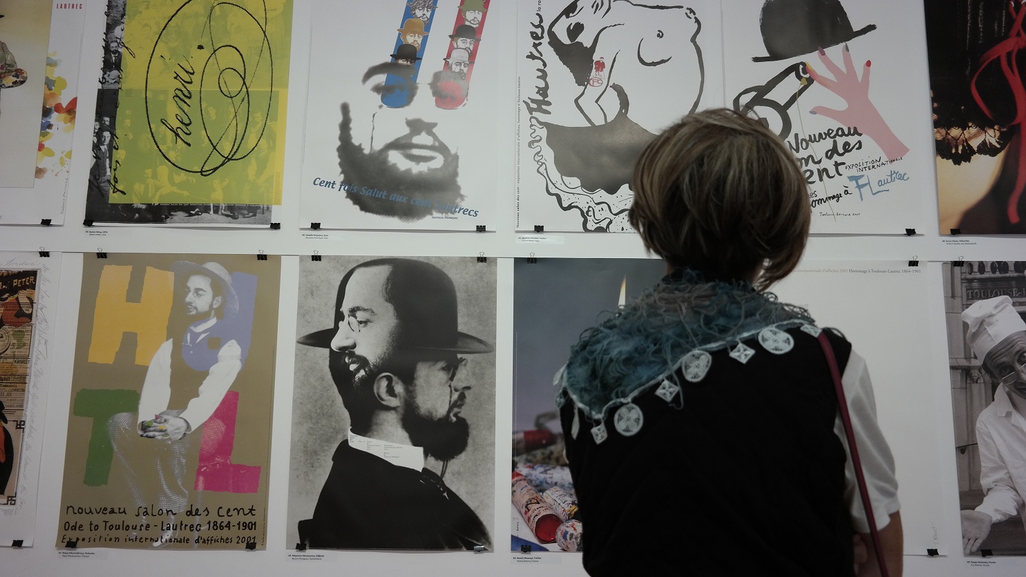 Exhibits “Homage to Toulouse-Lautrec”