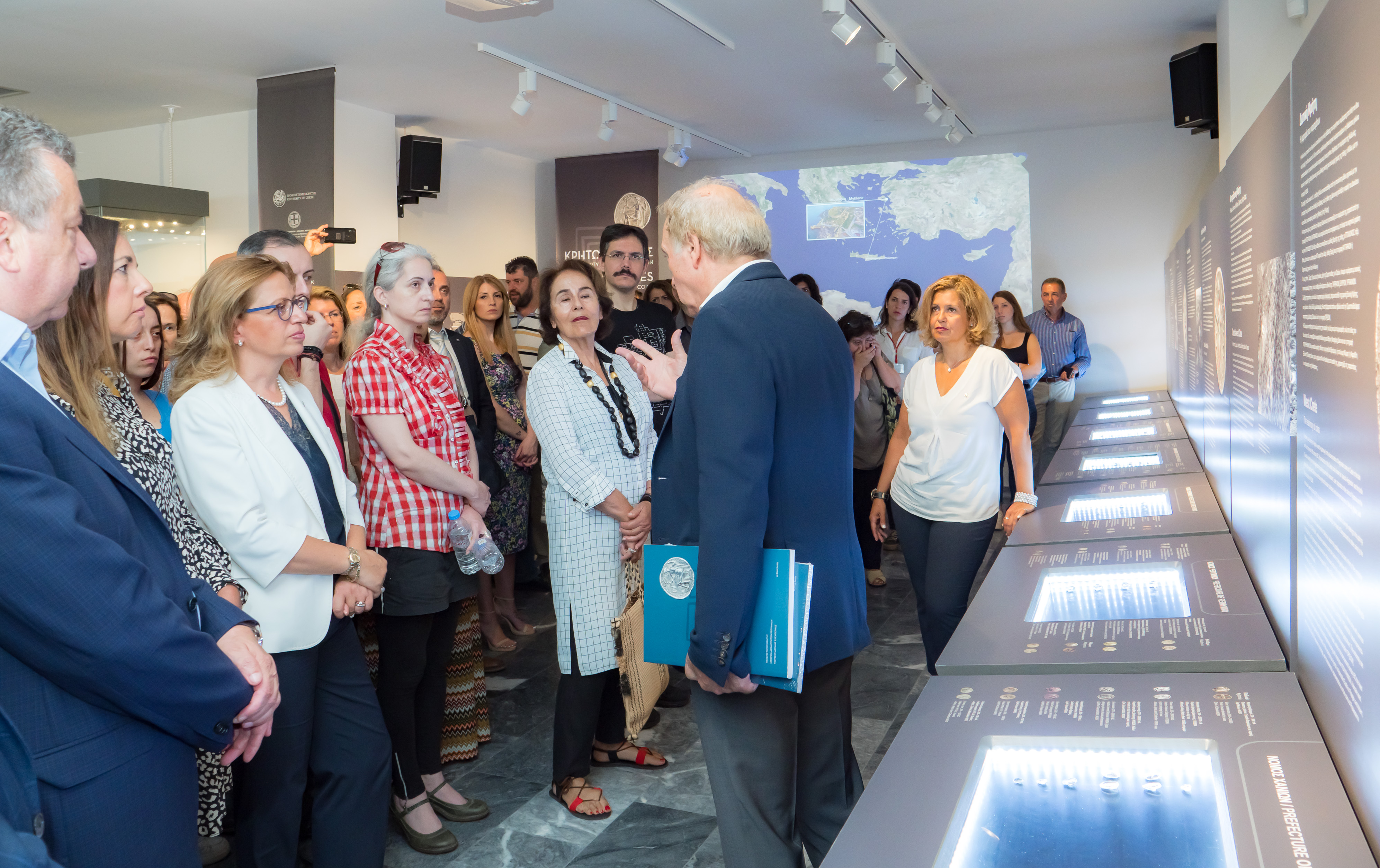 Guided tour of the exhibition “Cretan Cities. The Testimony of Coins”
